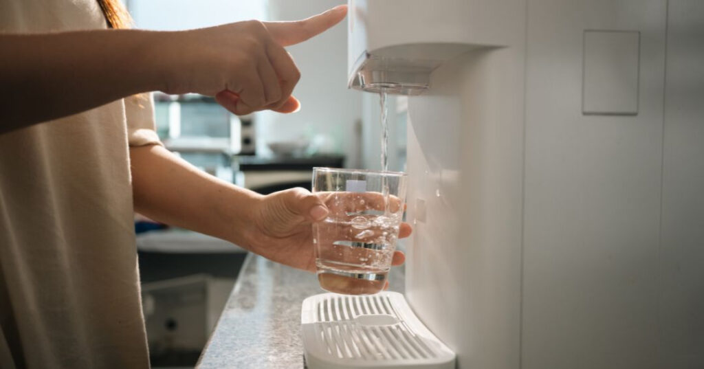 Conserto de Purificador de Água em Aracaju | Assistência Perto de Mim agua sem controle de temperatura